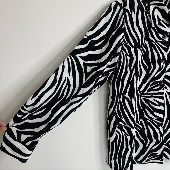 Susan Graver QVC Black & White All Over Zebra Print Button Up Shirt Blouse top - Picture 8 of 11